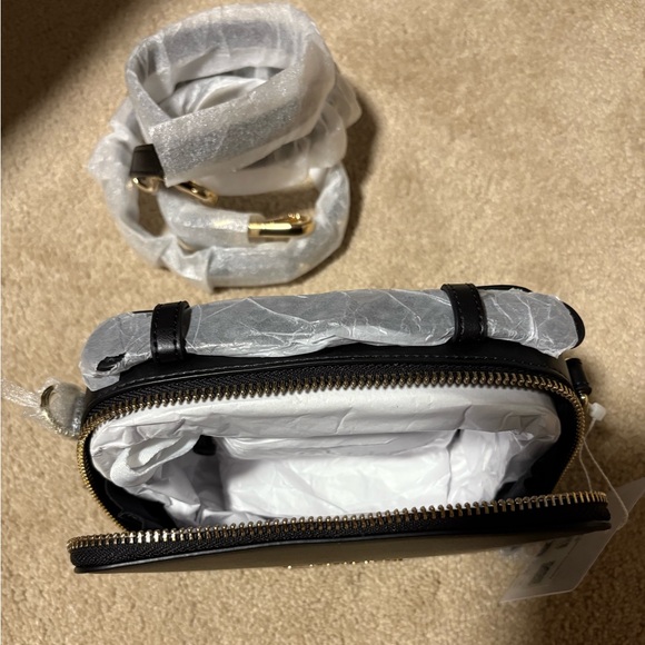 Lululemon Alternative Leather Camera Crossbody Bag - Picture 4 of 5